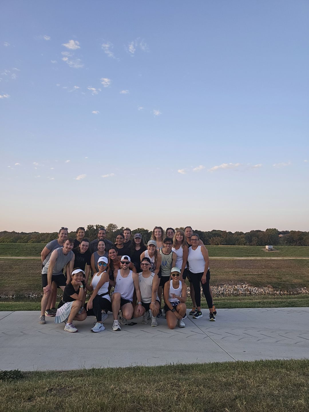 RUNROO runners and volunteers together after a race
