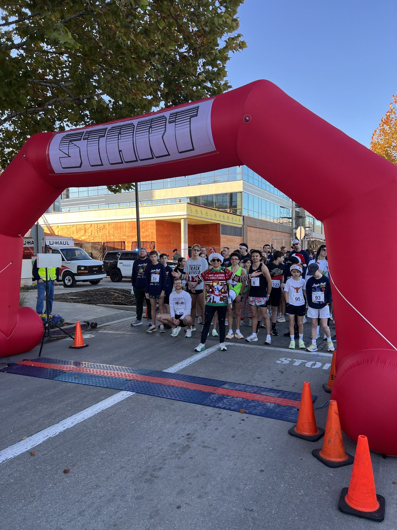 Runners lined up at the Jingle Bell Run start
